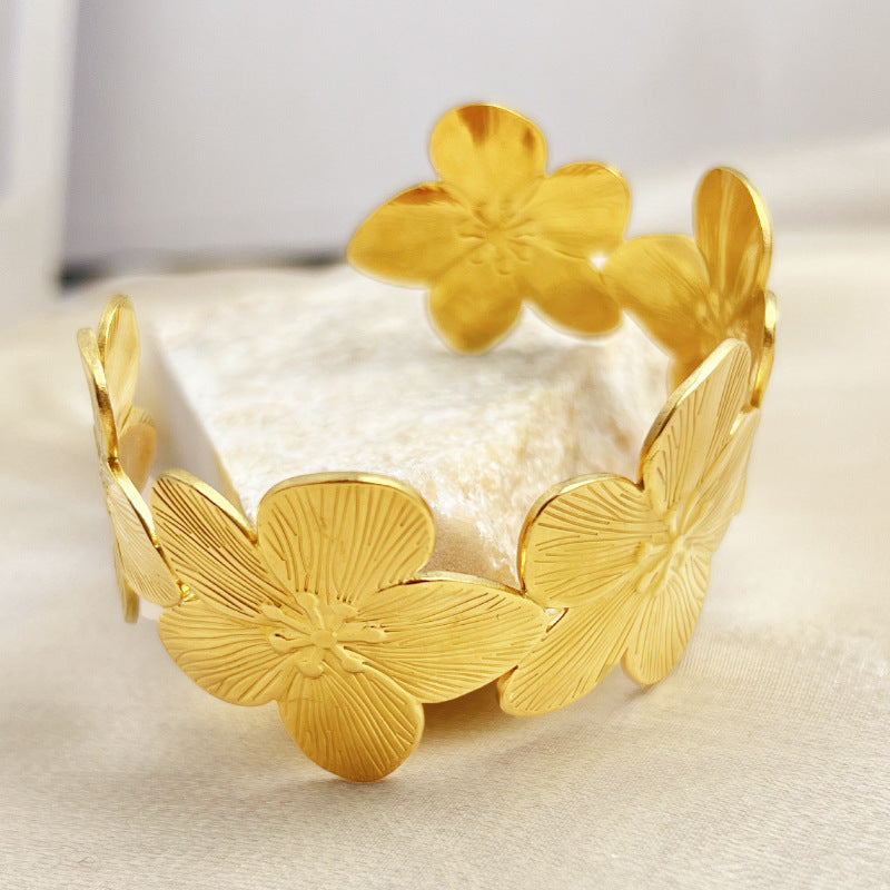Gold Flowers Bracelet | Women Ornament Bracelet | KayEssence